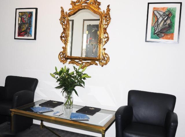 Hotel Sonnenkeller Neu-Ulm Dış mekan fotoğraf